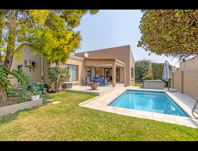 2 BEDROOM HOUSE TO LET IN LONEHILL